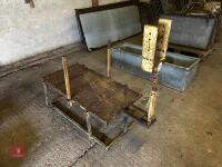 SHEEP SHEARING STAND (75)