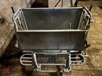 GALVANISED SHEEP TURNOVER CRATE (110) - 8