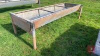 FREESTANDING CATTLE FEED TROUGH