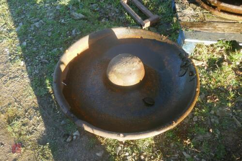 ORNATE CAST PIG TROUGH/ PLANTER