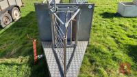 COMPLETE MOBILE SHEEP HANDLING SYSTEM - 4