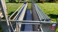 COMPLETE MOBILE SHEEP HANDLING SYSTEM - 9