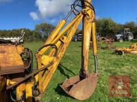 MASSEY FERGUSON 35 3 CYL INDUSTRIAL TRACTOR C/W FRONT LOADER - 15