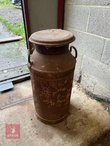 ANTIQUE MILK CHURN (S/R)