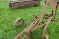 DAVID BROWN 2 FURROW CONVENTIONAL PLOUGH - 4