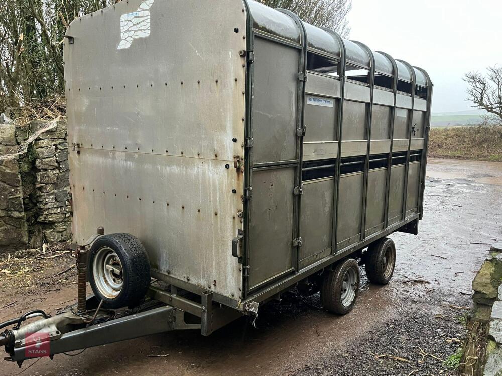 12' IFOR WILLIAMS LIVESTOCK TRAILER