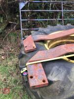 MARSHALL/ LEYLAND LOADER BRACKETS - 2