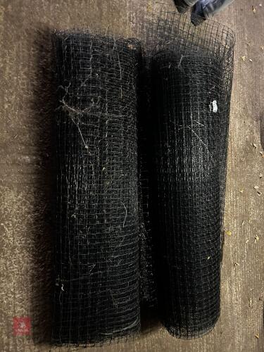 4 PART ROLLS OF PLASTIC MESH (161)