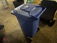 BLUE WHEELIE BIN (151) - 3