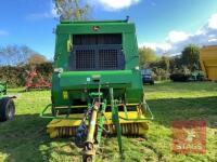 2003 JOHN DEERE 582 BELT DRIVEN ROUND BALER - 5