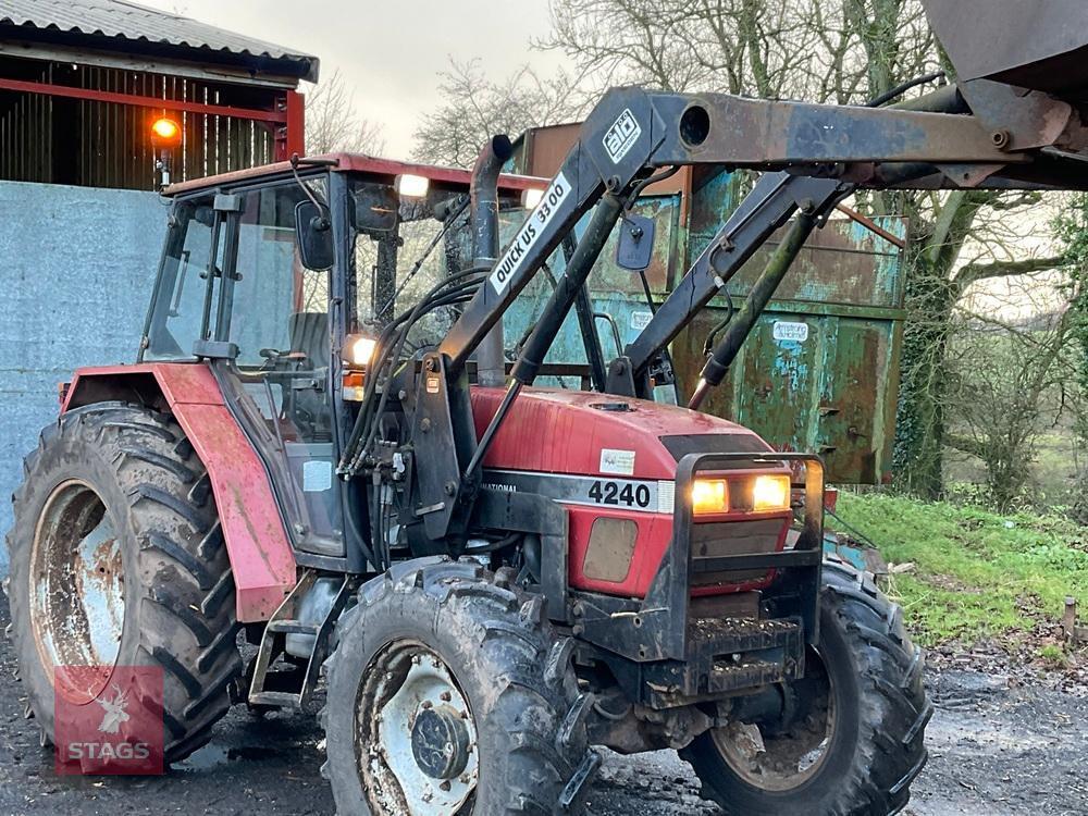 1995 CASE 4240 4WD TRACTOR