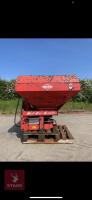 KUHN FERTILISER SPREADER - 2