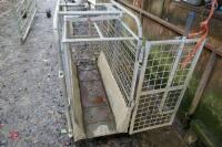 IAE MOBILE LAMB WEIGH CRATE - 5