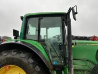 2005 JOHN DEERE 6820 4WD TRACTOR - 4