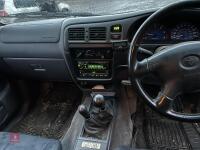 2005 TOYOTA HILUX INVINCIBLE PICKUP - 40