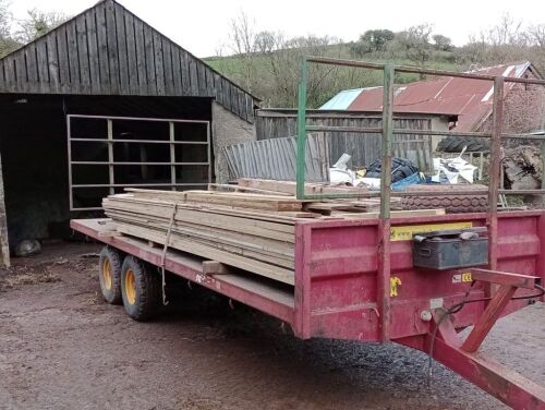 2002 MASHALL 21' TWIN AXLE BALE TRAILER