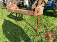 FORD 4610 4WD TRACTOR C/W LOADER - 20