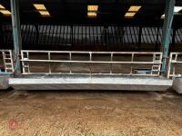 14' 6'' GALVANISED FEED BARRIER & TROUGH