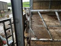 15' CATTLE FEED BARRIER - 3