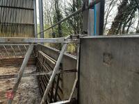 15' CATTLE FEED BARRIER - 3
