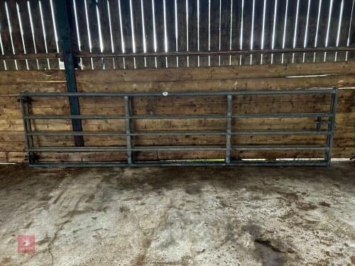 2 X 15' GALVANISED YARD GATES