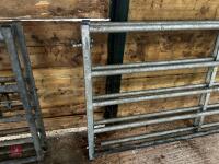 2 X 15' IAE GALVANISED YARD GATES - 3