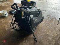 KARCHER PROFESSIONAL RM110 STEAM CLEANER - 3