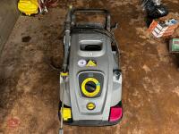 KARCHER PROFESSIONAL RM110 STEAM CLEANER - 11