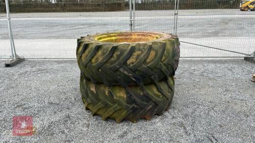 2 X 600/60-38 WHEELS & TYRES