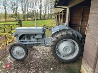 1953 FERGUSON T20 2WD TRACTOR (S/R) - 4