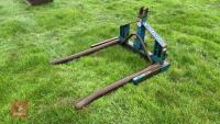 FLEMING 3PNT LINKAGE BALE CARRIER - 8