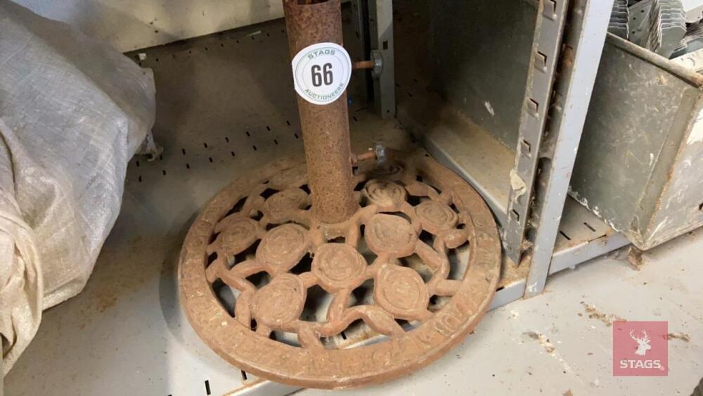 GARDEN UMBRELLA STAND