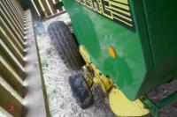 JOHN DEERE 580 ROUND BALER - 19