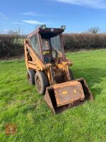 CASE 1825 SKID STEER (S/R)