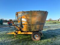 2008 LUCAS G SPIRMIX 120 MIXER WAGON