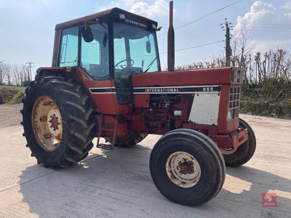 1981 INTERNATIONAL 955 HARVESTER