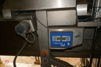 2013 FULLWOOD MERLIN ROBOTIC MILKER - 13
