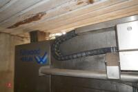 2013 FULLWOOD MERLIN ROBOTIC MILKER - 16