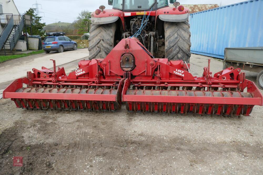 LELY TERRA 4 METRE FOLDING POWER HARROW