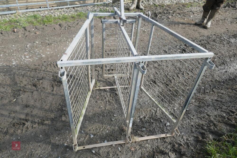 IAE GALVANISED 2 WAY DRAFTING GATE