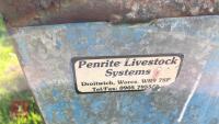 PENRITE LIVESTOCK SYSTEM DEHORNING CRATE - 5