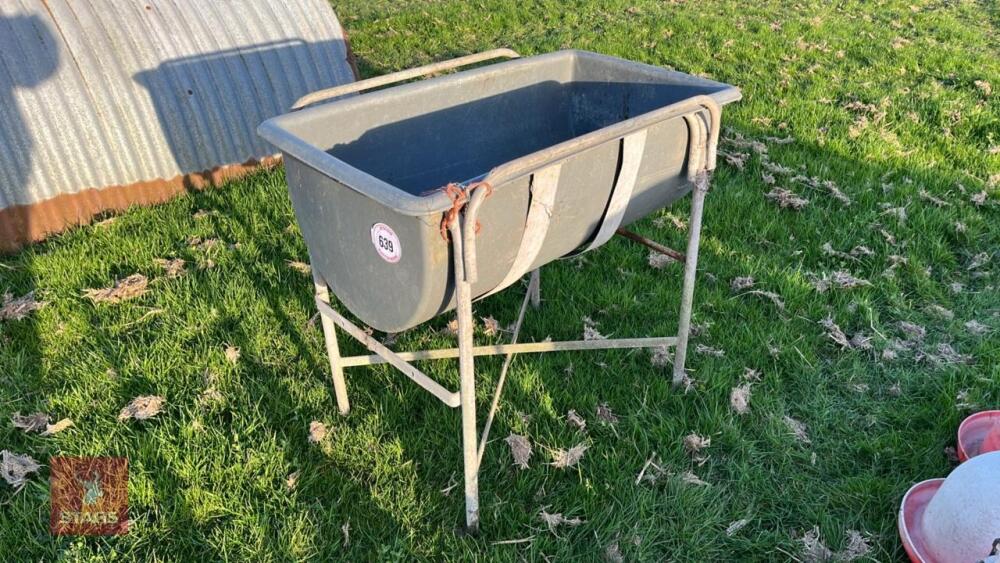 DAIRY WASH UP SINK & STAND