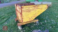 TIPPING SKIP ON WHEELS - 2