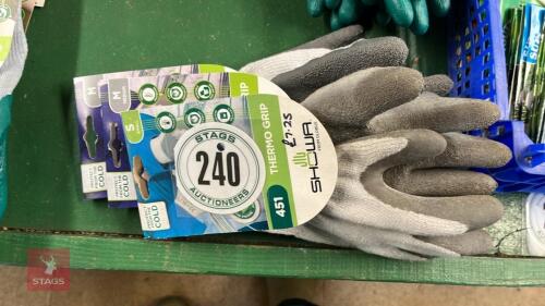 3 PAIRS OF GARDENING GLOVES