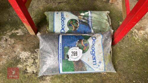 2 BAGS OF COLOURED PLANT POT STONE