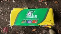 4 X WESTLAND 30L GROW BAGS