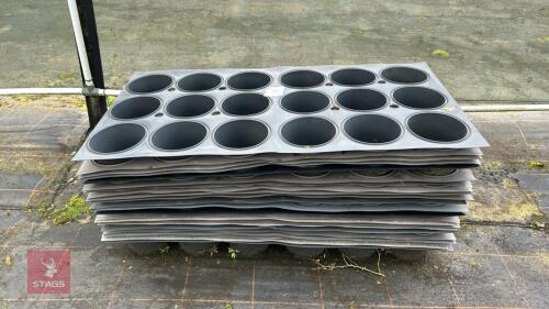 25 LRG PLANT POT HOLDER TRAYS