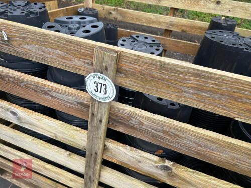 LARGE CRATE OF 5L PLASTIC PLANT POTS