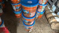 3X 10KG TUBS OF CHICKEN MANURE PELLETS