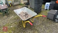 LARGE GARDEN WHEELBARROW - 3